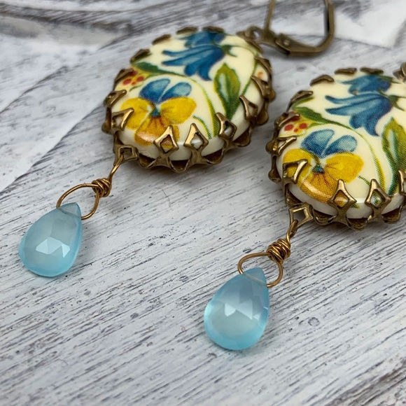 Victorian Rainbow Moonstone Teardrop Earrings in 925 Sterling Silver
